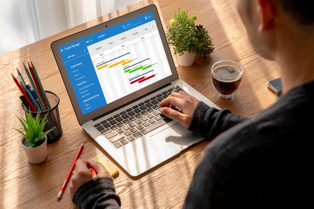 Performance monitoring tools: use tools to monitor and evaluate the performance of remote employees