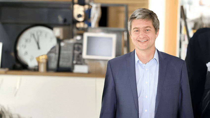 Cathay rotates his Fund III and put everything (1 billion euros) on the AI