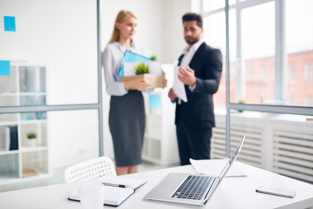Manage a cyclic activity without smoothing seasonality