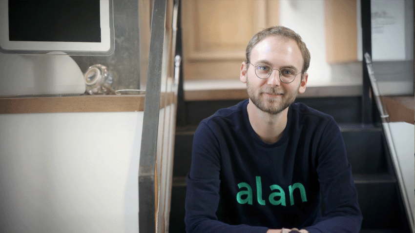 Alan, symbol of a reform that divides the public service