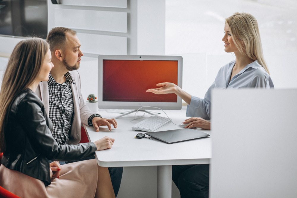 Paying payable consultations not followed by purchase: strategy tested by B2B firms