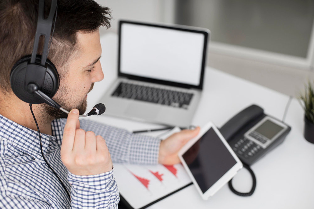Set up a permanent experimentation policy on customer service