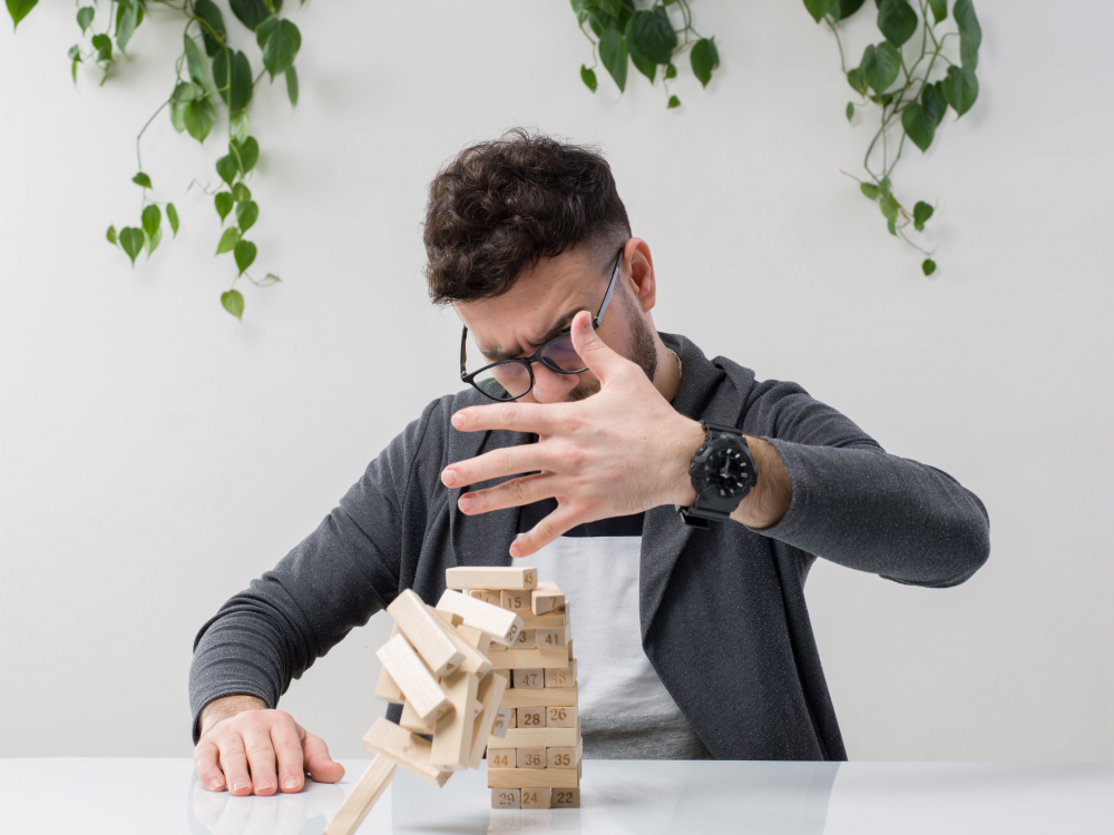 Temporarily detach leaders on projects whose challenges they ignore