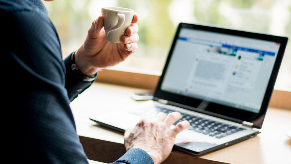 Facebook benchmarking for SMEs: understanding what others are doing to make better decisions