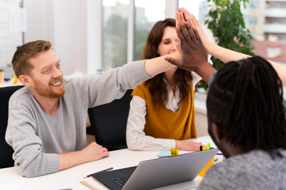 Motivating and strengthening team cohesion: a strategic issue at the end of the year