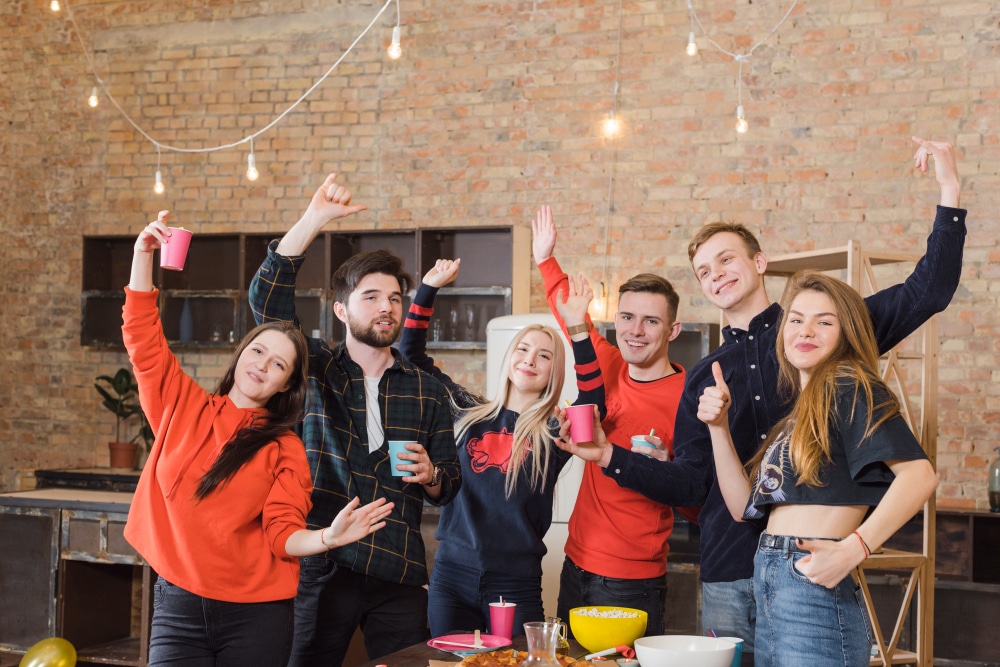 Team building and end-of-year celebrations: creating moments that motivate and reward