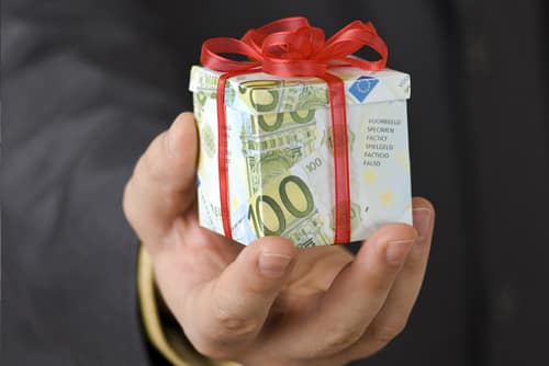 12 reasons to offer recognition at work