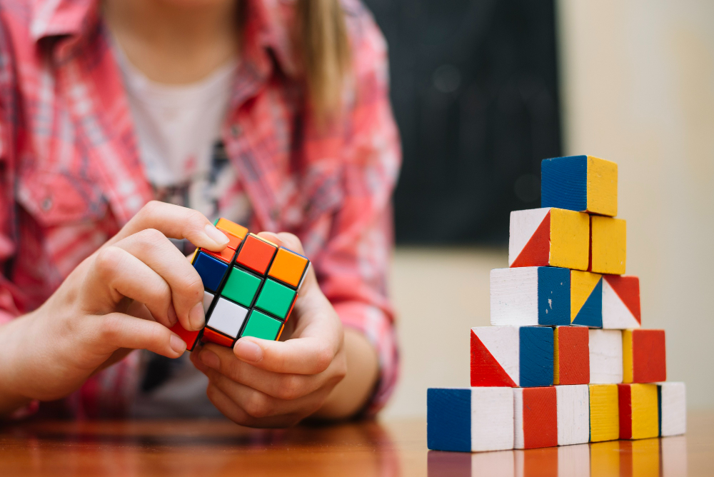 The art of decoding the impossible: how to tame the “Rubik’s Cube” strategy in business
