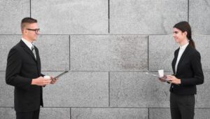 Private sector vs. public service: the real match for employees in France