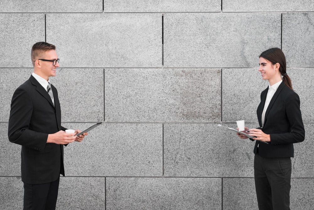 Private sector vs. public service: the real match for employees in France