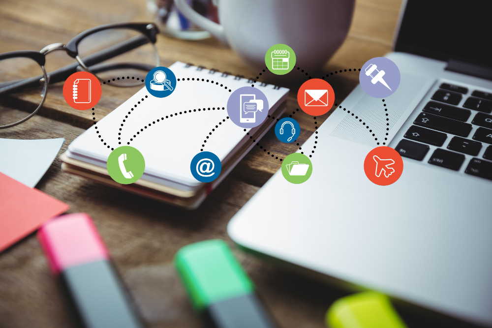 The Ultimate Community Manager Guide: How to Succeed in Your Position