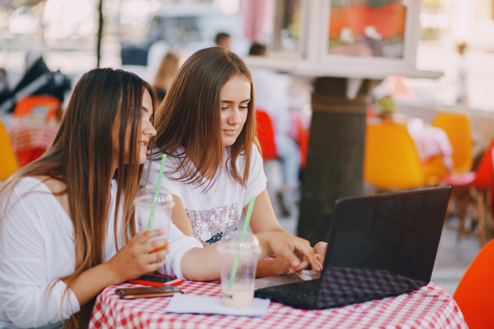 Local marketing in France: figures & trends