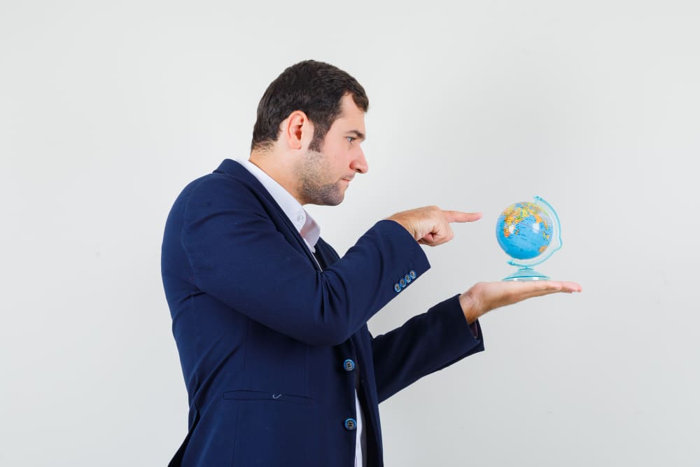 Exporting internationally: the SME & ETI guide