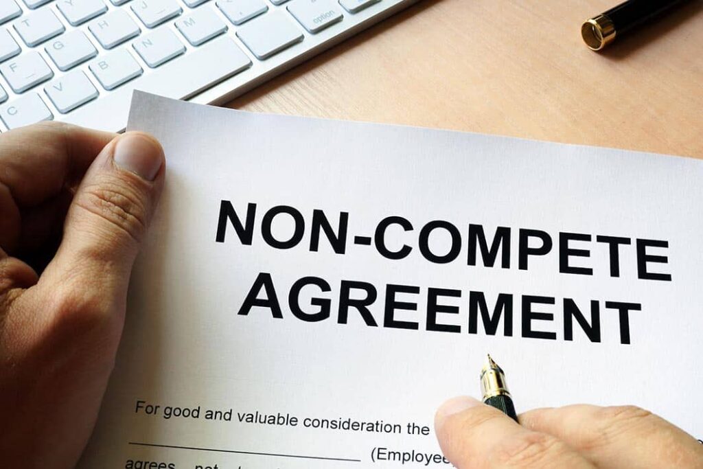 Non-competition clause, Loyalty and exclusivity clause
