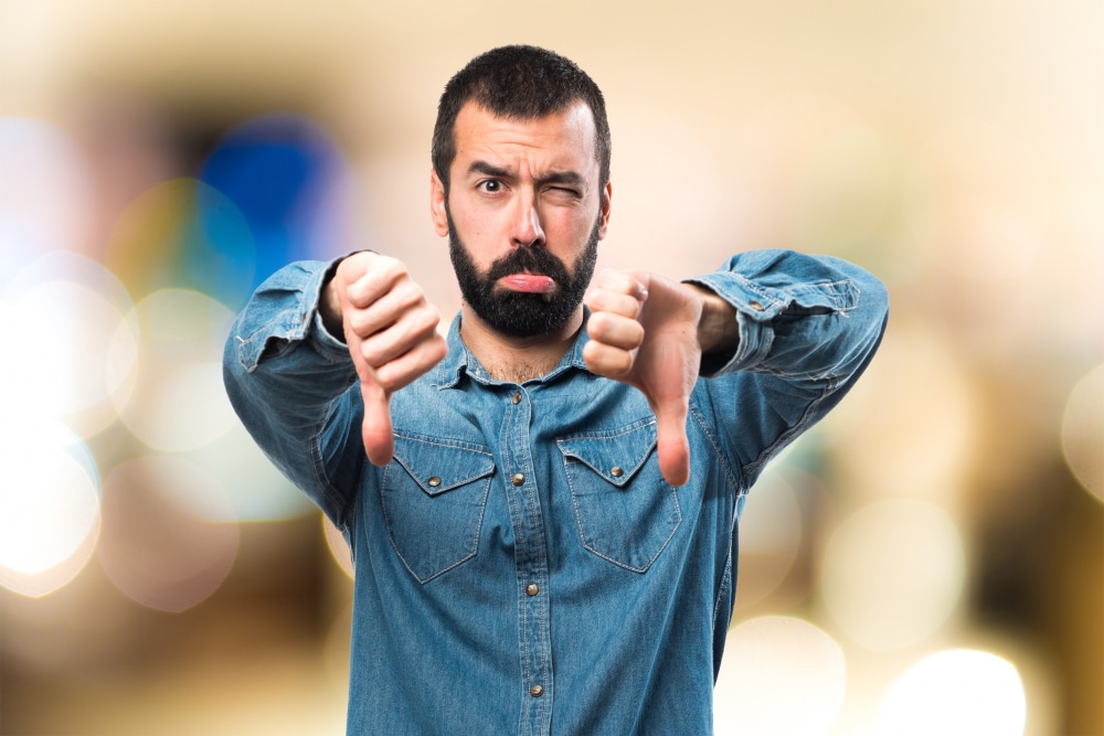 When the bad buzz hits: anatomy and survival of reputation crises among entrepreneurs