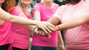 Pink Sunday in business: When the weekend becomes the ground for human and collective commitment